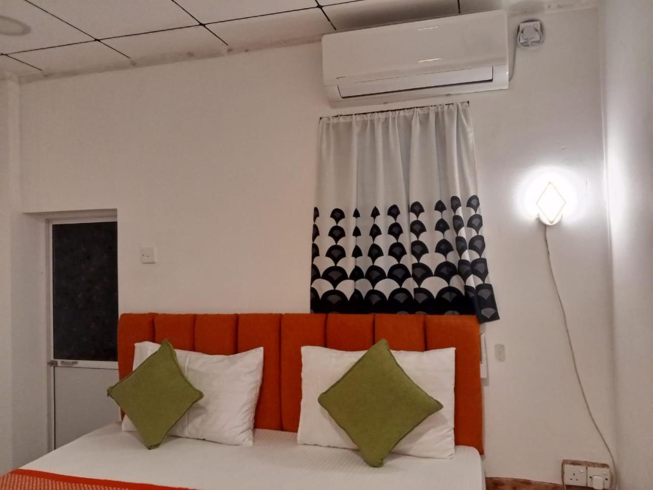Muru'S Place 디크웰라 외부 사진